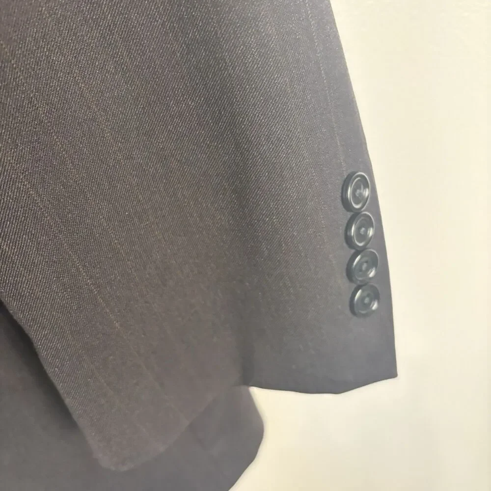 Jos A Bank Mens 43R Navy Blue Pinstripe Suit Blazer Pants 2 Piece Wool READ